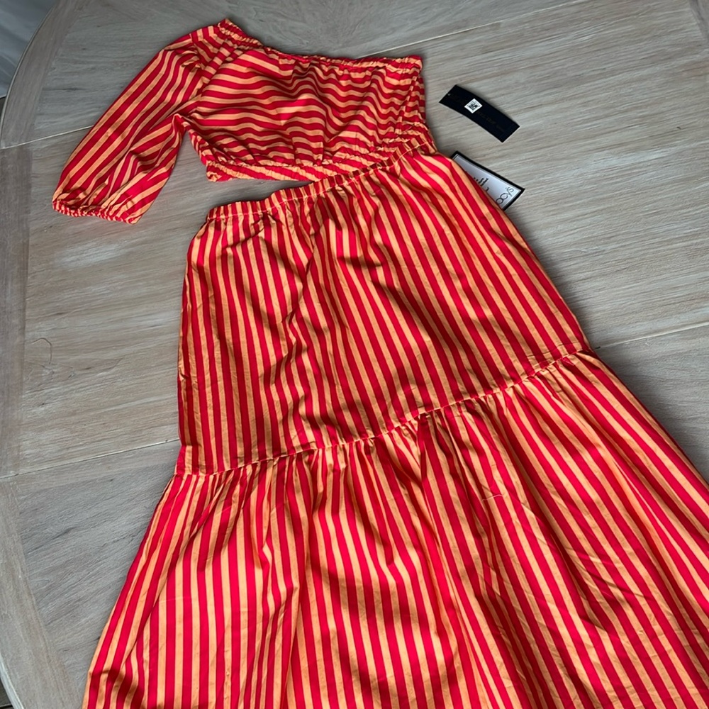 One arm stripped dress